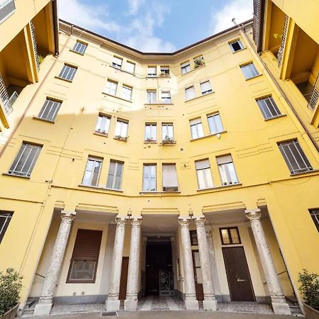 Appartamento Trilocale 4/5 Ospiti In Stazione Milano Esterno foto